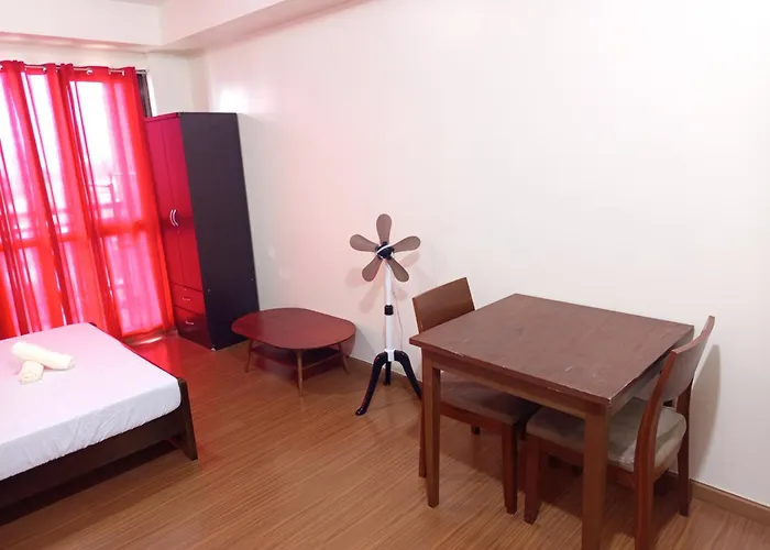Grand Soho Makati Aparthotel *